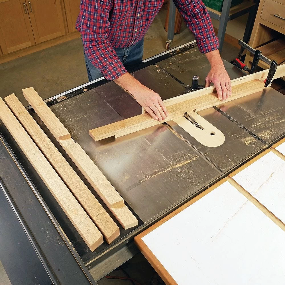 Rockler Bar-Height Adirondack Table Plan With Templates - Image 17