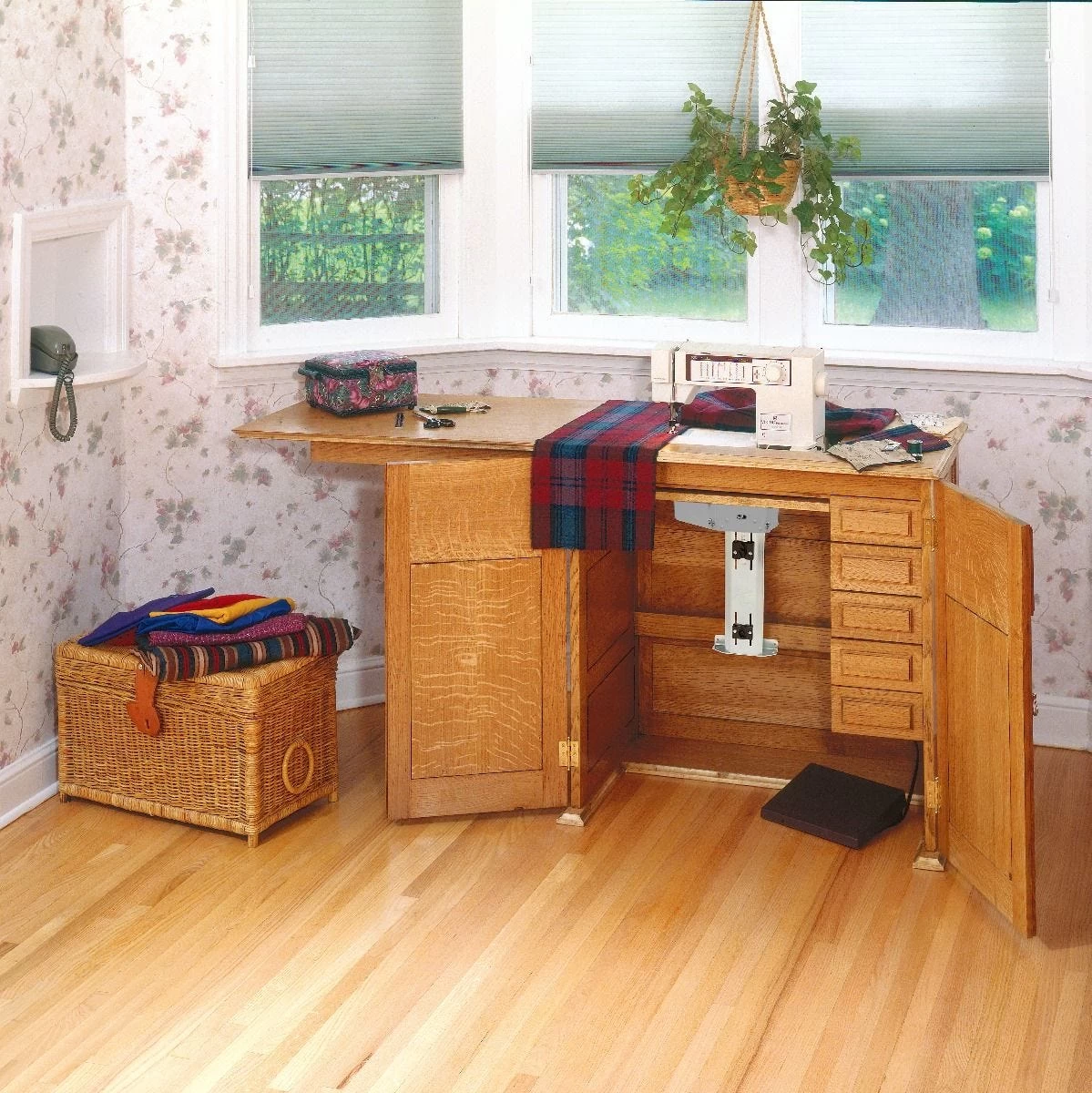 Heavy-Duty Rockler Sewing Machine Lift Mechanism, 50-lb. Capacity - Image 4